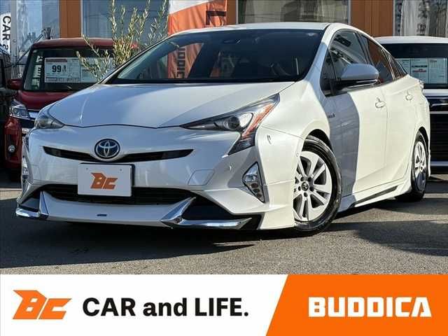 TOYOTA PRIUS 2017
