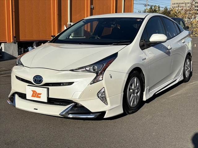 TOYOTA PRIUS 2017