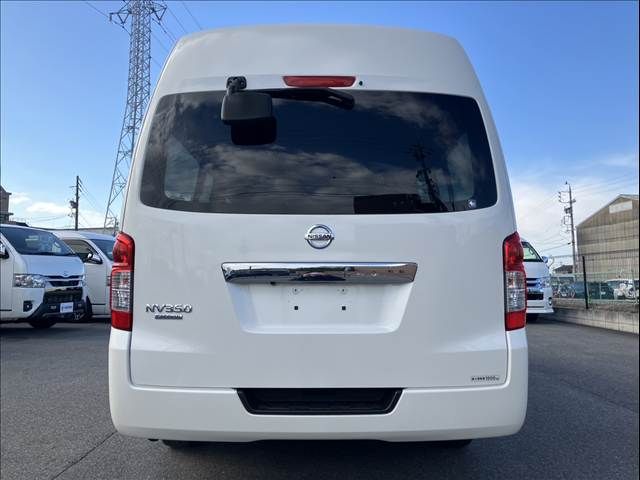 NISSAN NV350 CARAVAN 2014