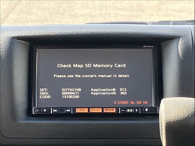 NISSAN NV350 CARAVAN 2014