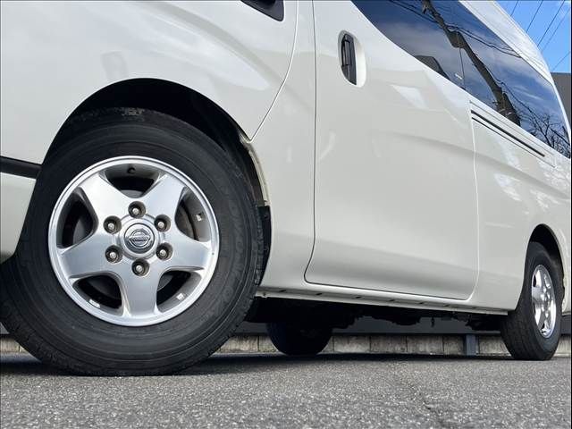 NISSAN NV350 CARAVAN 2014