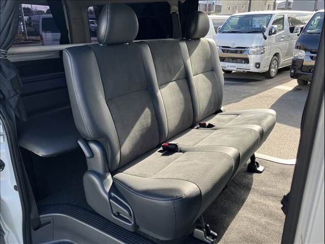 TOYOTA REGIUSACE van 4WD 2015