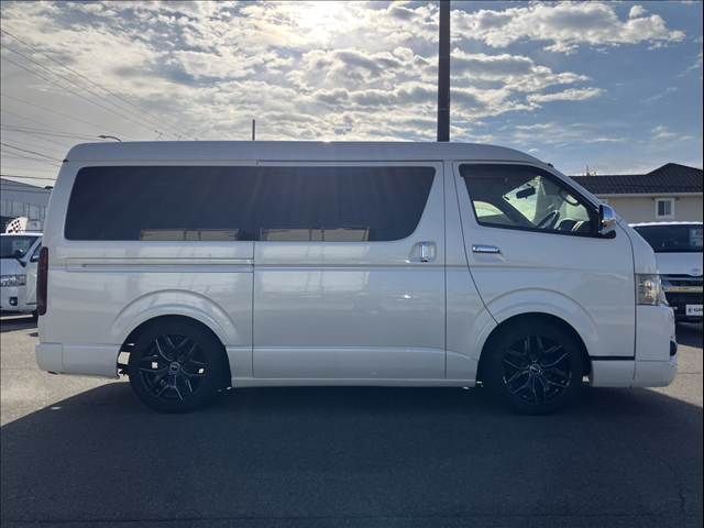 TOYOTA REGIUSACE van 4WD 2015