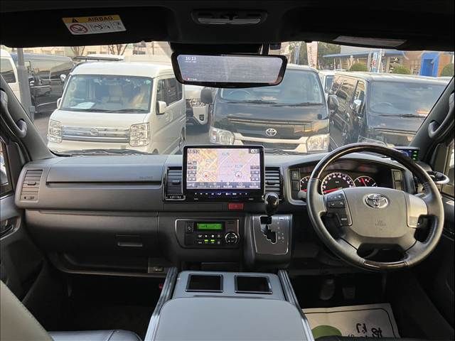 TOYOTA HIACE van 2WD 2020