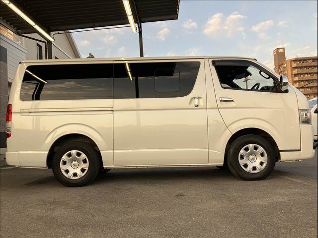 TOYOTA HIACE van 2WD 2020