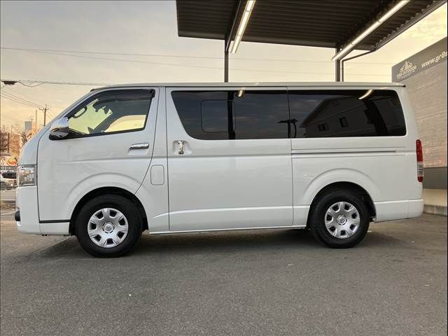 TOYOTA HIACE van 2WD 2020