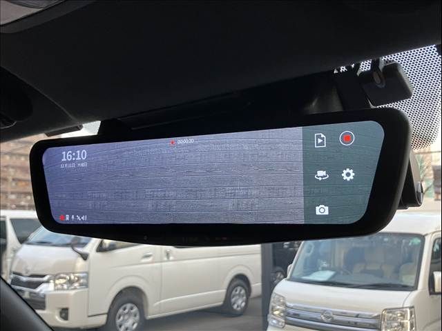 TOYOTA HIACE van 2WD 2020