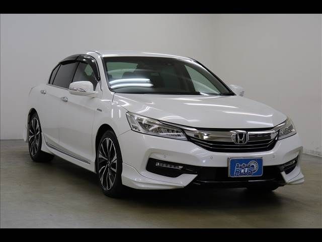 HONDA ACCORD HYBRID 2017
