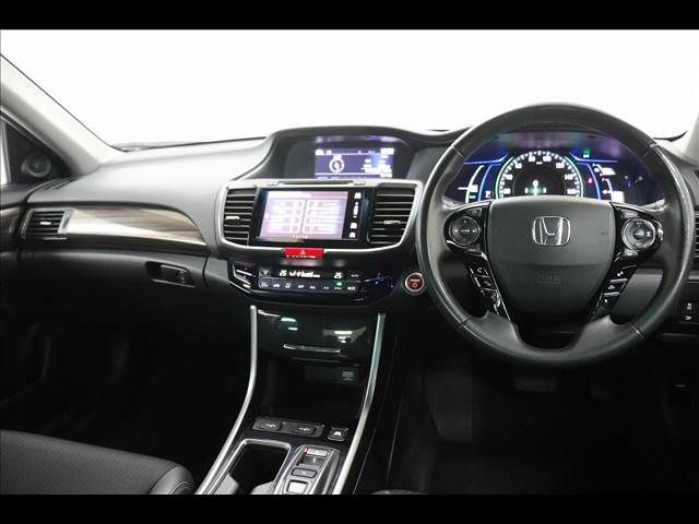 HONDA ACCORD HYBRID 2017