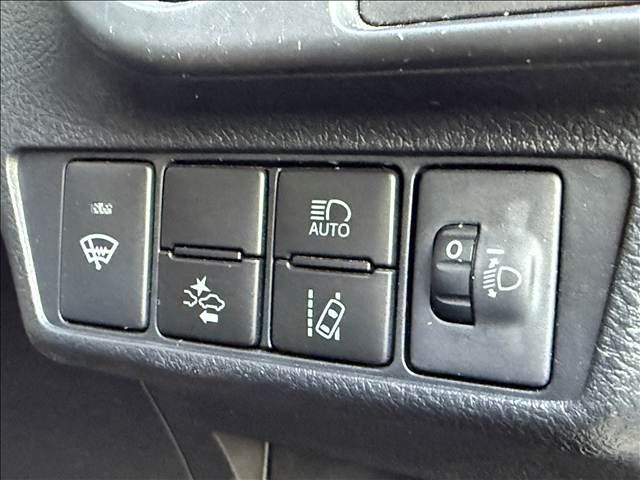 TOYOTA COROLLA FIELDER 2020