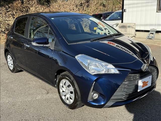 TOYOTA VITZ 2017