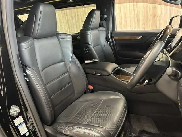 TOYOTA VELLFIRE  HYBRID 4WD 2015