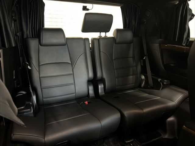 TOYOTA VELLFIRE  HYBRID 4WD 2015