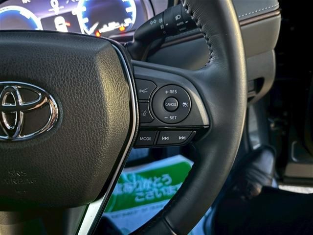 TOYOTA HARRIER HYBRID 2023