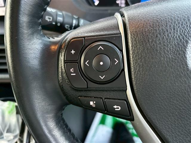 TOYOTA ESQUIRE HYBRID 2020