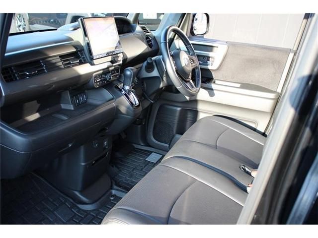 HONDA N BOX CUSTOM 2023