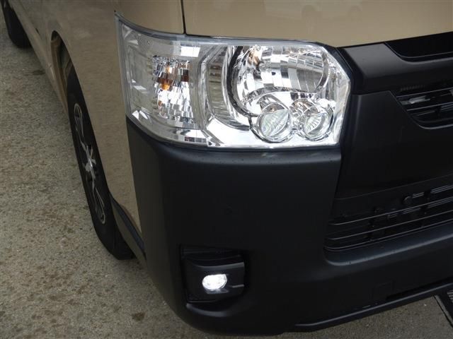 TOYOTA HIACE van 2WD 2025