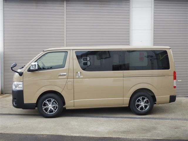 TOYOTA HIACE van 2WD 2025