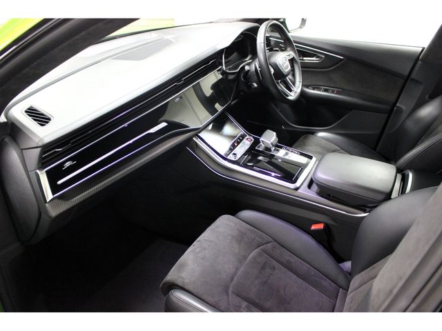 AUDI AUDI RS Q8 2022