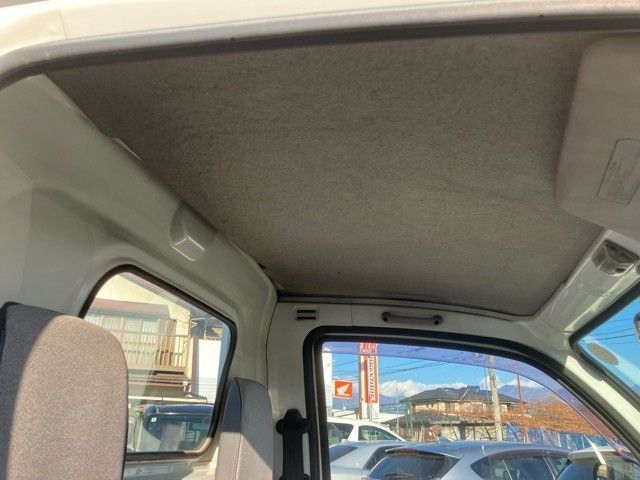 MITSUBISHI MINICAB truck 4WD 1997