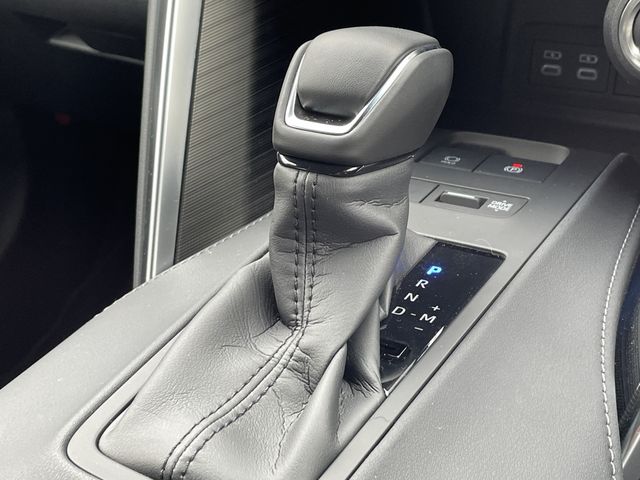 TOYOTA HARRIER 2WD 2025