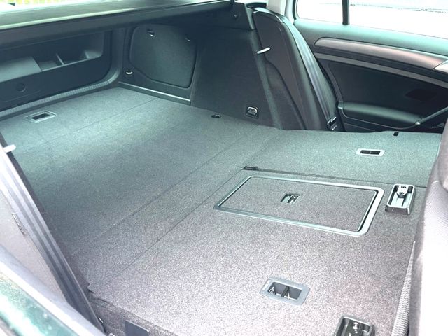 VOLKSWAGEN VOLKSWAGEN GOLF VARIANT 2018