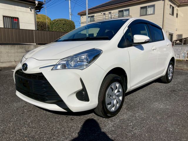 TOYOTA VITZ  4WD 2017
