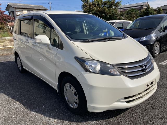 HONDA FREED 2011