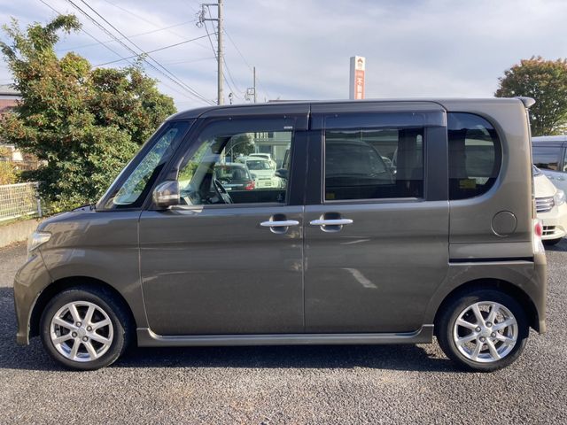 DAIHATSU TANTO CUSTOM 4WD 2010