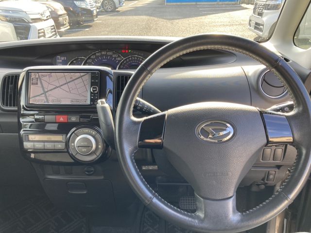 DAIHATSU TANTO CUSTOM 4WD 2010