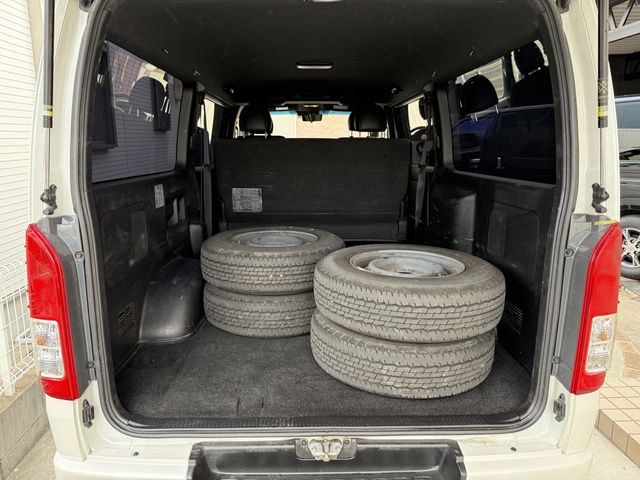 TOYOTA HIACE van 2WD 2021