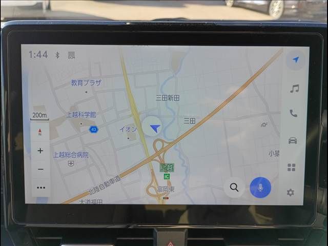 TOYOTA VOXY HYBRID 2022