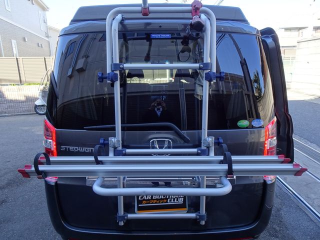 HONDA STEPWAGON 2013