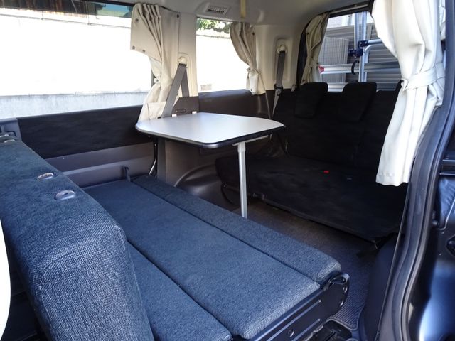 HONDA STEPWAGON 2013