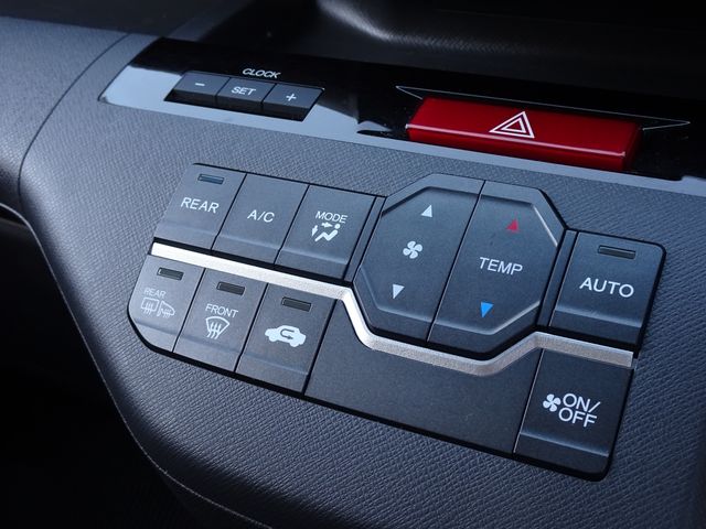 HONDA STEPWAGON 2013