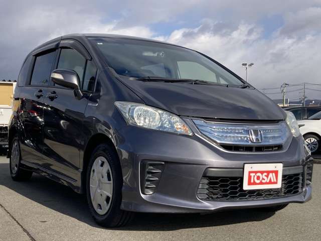 HONDA FREED HYBRID 2014