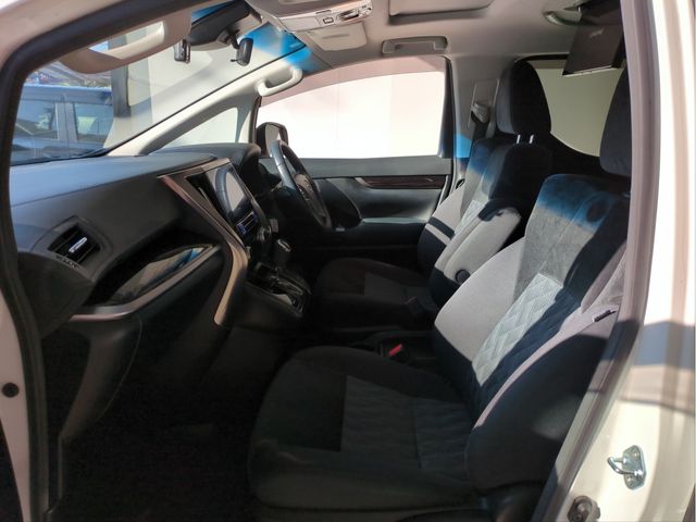TOYOTA ALPHARD 2018