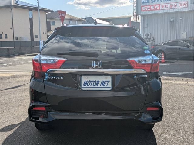 HONDA SHUTTLE HYBRID 2016