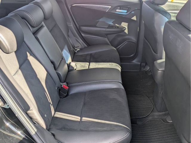 HONDA SHUTTLE HYBRID 2016