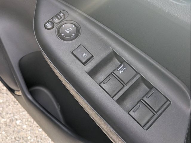 HONDA SHUTTLE HYBRID 2016