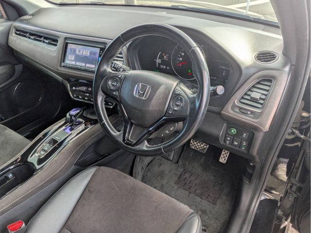 HONDA VEZEL HYBRID 2017