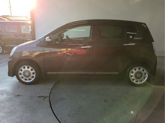 TOYOTA PIXIS EPOCH 2013