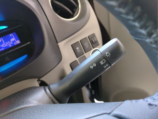 TOYOTA PIXIS EPOCH 2013