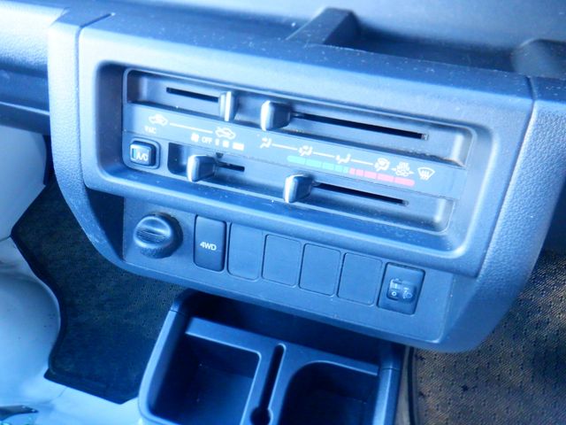 DAIHATSU HIJET truck 4WD 2021