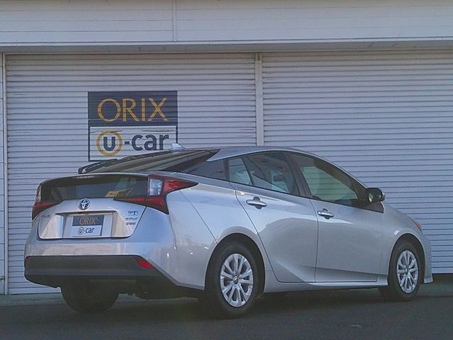 TOYOTA PRIUS 4WD 2021