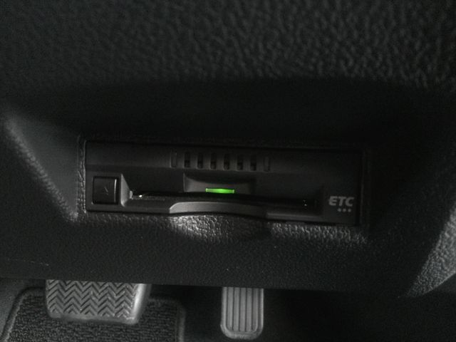 TOYOTA PRIUS 4WD 2021