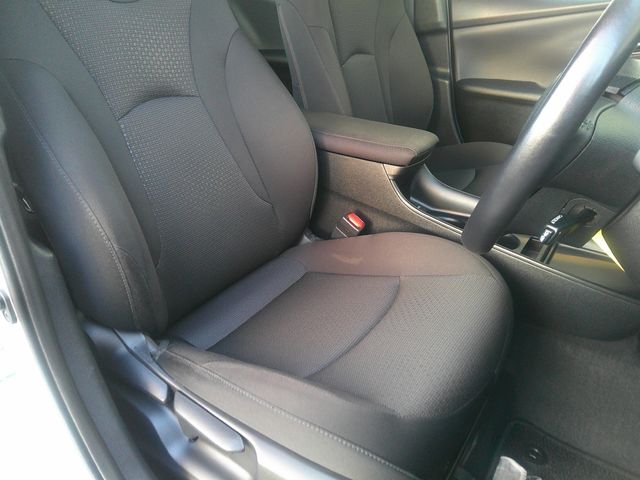 TOYOTA PRIUS 4WD 2021