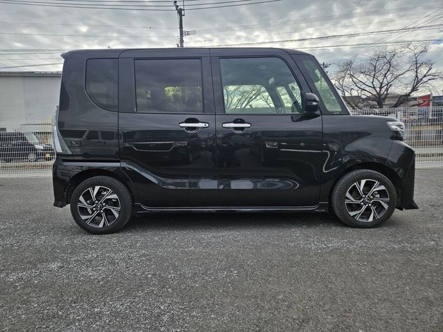 DAIHATSU TANTO CUSTOM 2024