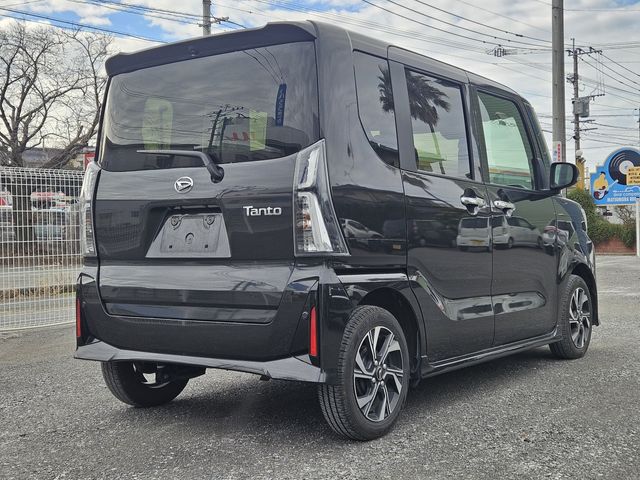 DAIHATSU TANTO CUSTOM 2024