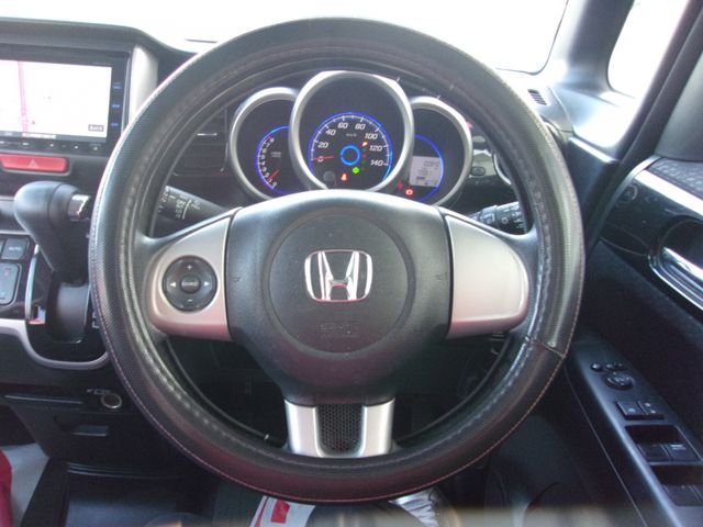 HONDA N BOX CUSTOM 2013